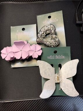 Wild Fable Hair Clip Set - Pink Flower, Rhinestone Heart & White Butterfly